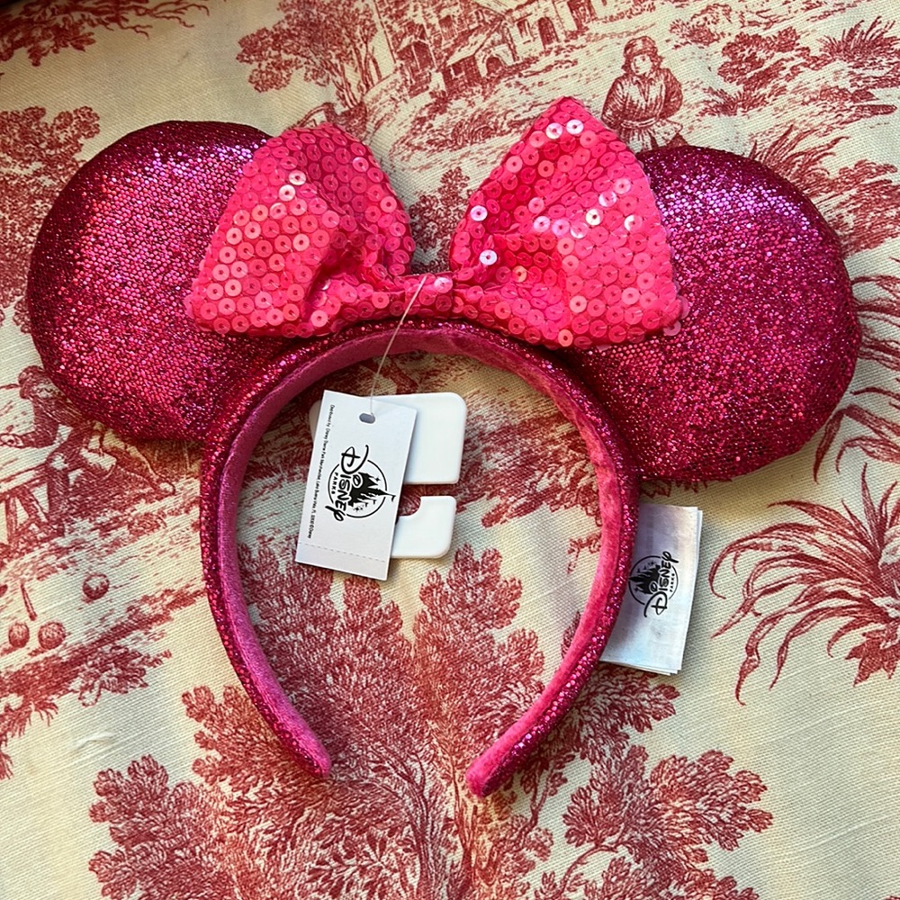 Disney Pink Minnie Mouse ears